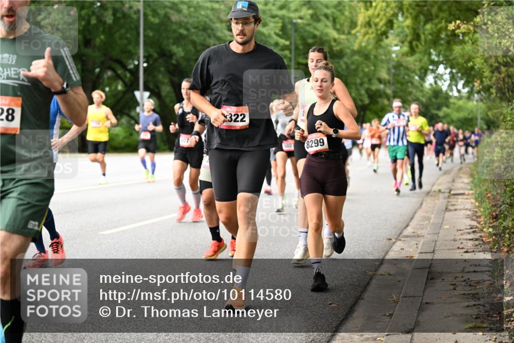 06.09.2026 - CURREX Alsterlauf Dr. Thomas Lammeyer http://msf.ph/oto/10114580 06.09.2026 09:08:03 Laufen 38, 28, 322, 302, 8299 meine-sportfotos.de