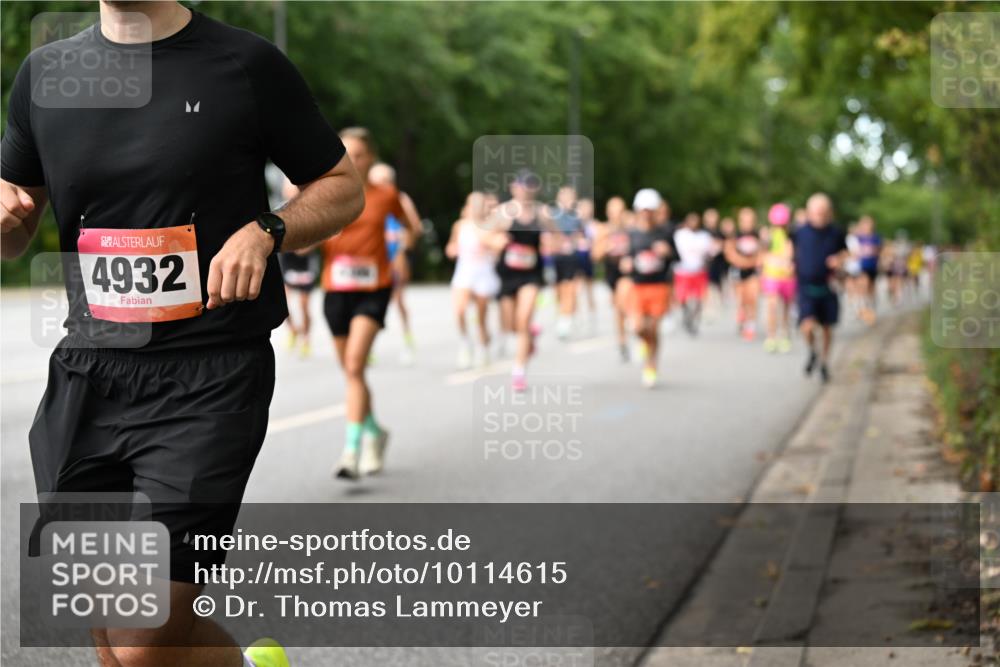 06.09.2026 - CURREX Alsterlauf Dr. Thomas Lammeyer http://msf.ph/oto/10114615 06.09.2026 09:08:09 Laufen 4932 meine-sportfotos.de