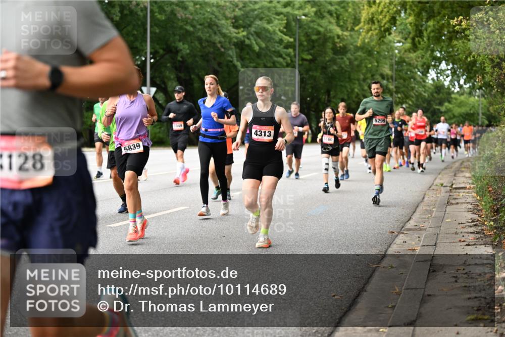 06.09.2026 - CURREX Alsterlauf Dr. Thomas Lammeyer http://msf.ph/oto/10114689 06.09.2026 09:08:21 Laufen 128, 5839, 5949, 4313, 160, 5299 meine-sportfotos.de