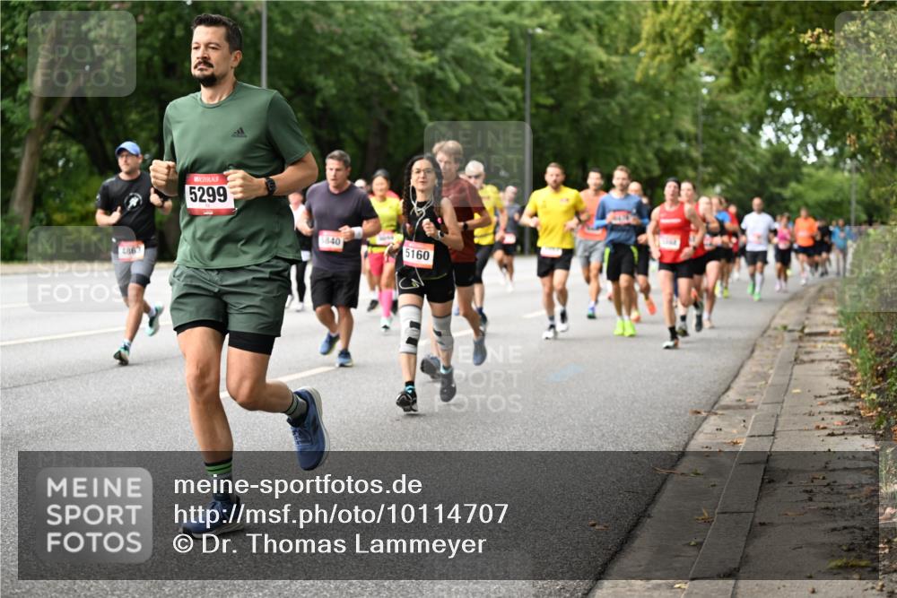 06.09.2026 - CURREX Alsterlauf Dr. Thomas Lammeyer http://msf.ph/oto/10114707 06.09.2026 09:08:23 Laufen 4863, 5299, 5840, 5160 meine-sportfotos.de