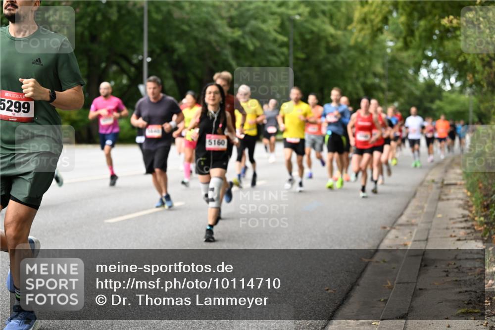 06.09.2026 - CURREX Alsterlauf Dr. Thomas Lammeyer http://msf.ph/oto/10114710 06.09.2026 09:08:24 Laufen 5299, 5160 meine-sportfotos.de