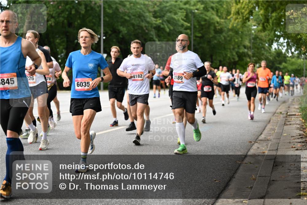 06.09.2026 - CURREX Alsterlauf Dr. Thomas Lammeyer http://msf.ph/oto/10114746 06.09.2026 09:08:29 Laufen 845, 226, 78, 6035, 4182, 2189 meine-sportfotos.de
