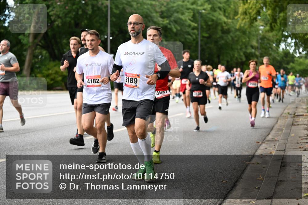 06.09.2026 - CURREX Alsterlauf Dr. Thomas Lammeyer http://msf.ph/oto/10114750 06.09.2026 09:08:30 Laufen 4182, 2189, 4667, 3683 meine-sportfotos.de