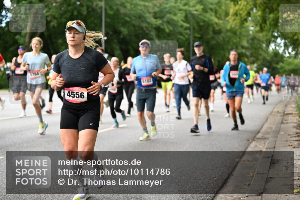 06.09.2026 - CURREX Alsterlauf Dr. Thomas Lammeyer http://msf.ph/oto/10114786 06.09.2026 09:08:36 Laufen 5784, 4556, 5102 meine-sportfotos.de