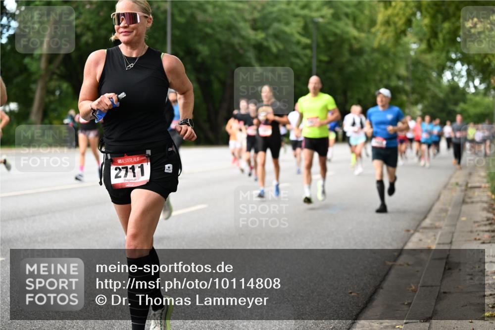 06.09.2026 - CURREX Alsterlauf Dr. Thomas Lammeyer http://msf.ph/oto/10114808 06.09.2026 09:08:40 Laufen 2711 meine-sportfotos.de