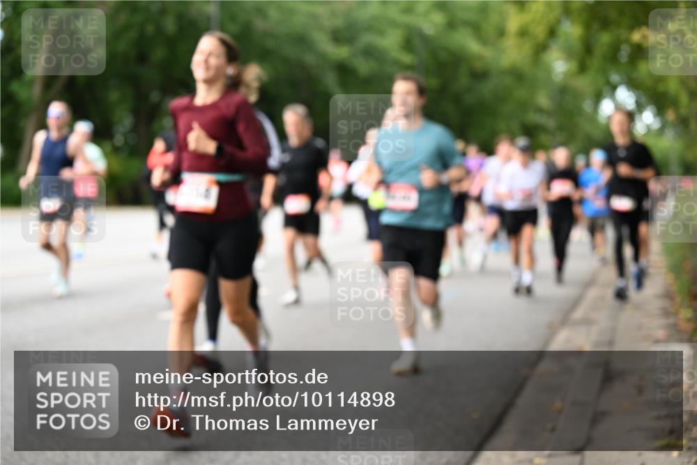 06.09.2026 - CURREX Alsterlauf Dr. Thomas Lammeyer http://msf.ph/oto/10114898 06.09.2026 09:08:54 Laufen  meine-sportfotos.de