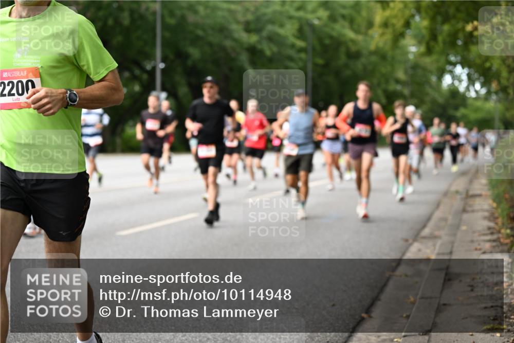 06.09.2026 - CURREX Alsterlauf Dr. Thomas Lammeyer http://msf.ph/oto/10114948 06.09.2026 09:09:03 Laufen 21, 2200 meine-sportfotos.de