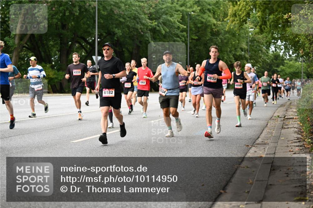 06.09.2026 - CURREX Alsterlauf Dr. Thomas Lammeyer http://msf.ph/oto/10114950 06.09.2026 09:09:03 Laufen 3468, 4333, 6182, 5862, 4332, 4584, 237, 4835, 4999 meine-sportfotos.de