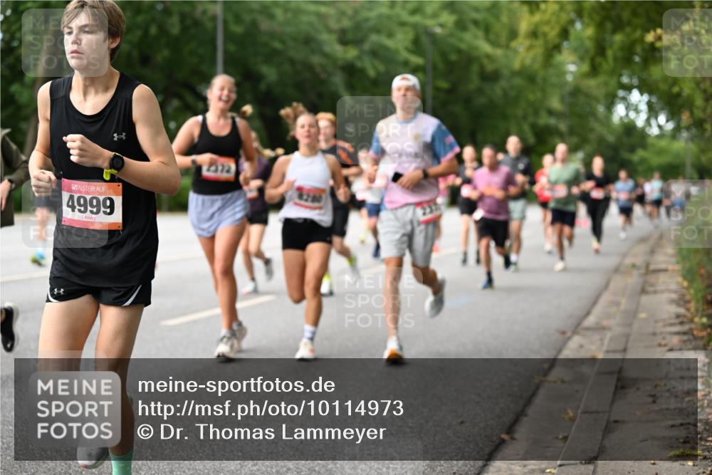 06.09.2026 - CURREX Alsterlauf Dr. Thomas Lammeyer http://msf.ph/oto/10114973 06.09.2026 09:09:07 Laufen 3, 4999 meine-sportfotos.de