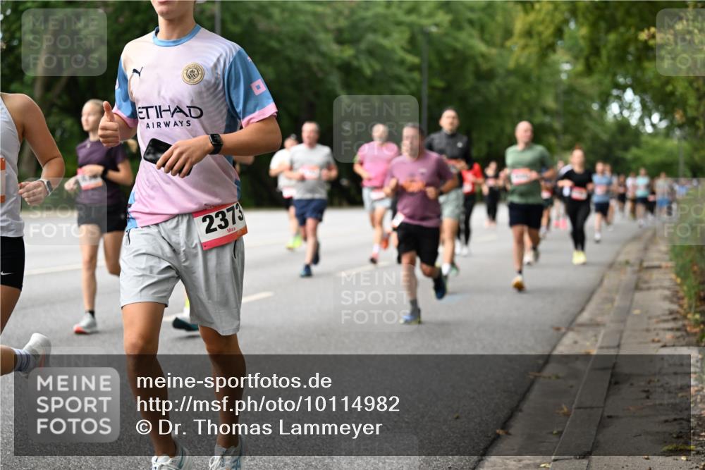 06.09.2026 - CURREX Alsterlauf Dr. Thomas Lammeyer http://msf.ph/oto/10114982 06.09.2026 09:09:08 Laufen 2373 meine-sportfotos.de
