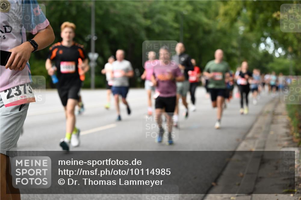 06.09.2026 - CURREX Alsterlauf Dr. Thomas Lammeyer http://msf.ph/oto/10114985 06.09.2026 09:09:08 Laufen 2373 meine-sportfotos.de