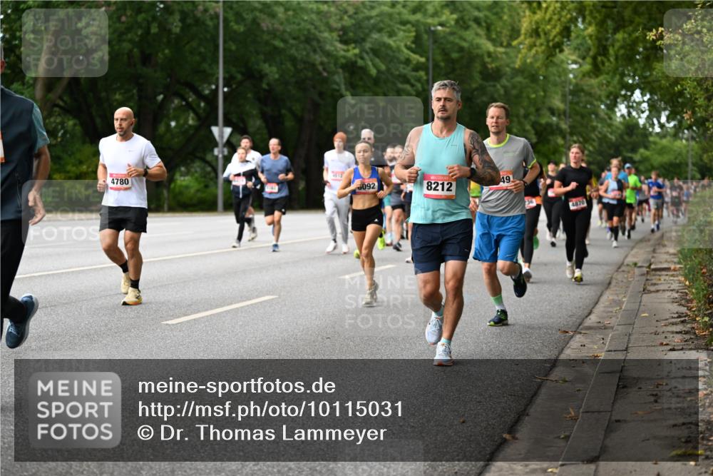 06.09.2026 - CURREX Alsterlauf Dr. Thomas Lammeyer http://msf.ph/oto/10115031 06.09.2026 09:09:20 Laufen 4780, 092, 8212, 49, 4870 meine-sportfotos.de
