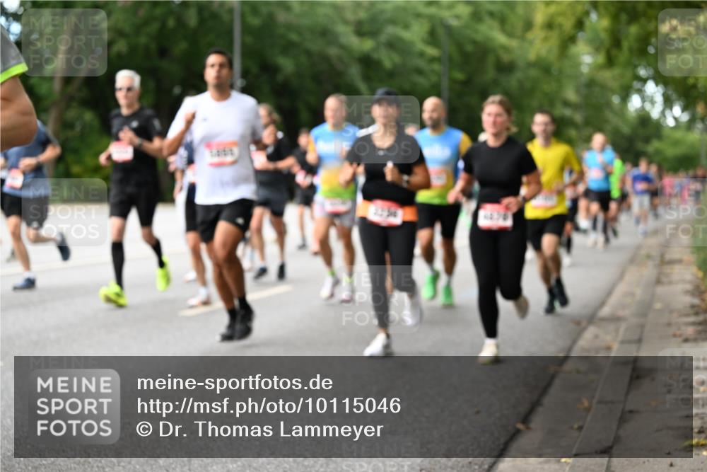 06.09.2026 - CURREX Alsterlauf Dr. Thomas Lammeyer http://msf.ph/oto/10115046 06.09.2026 09:09:23 Laufen  meine-sportfotos.de