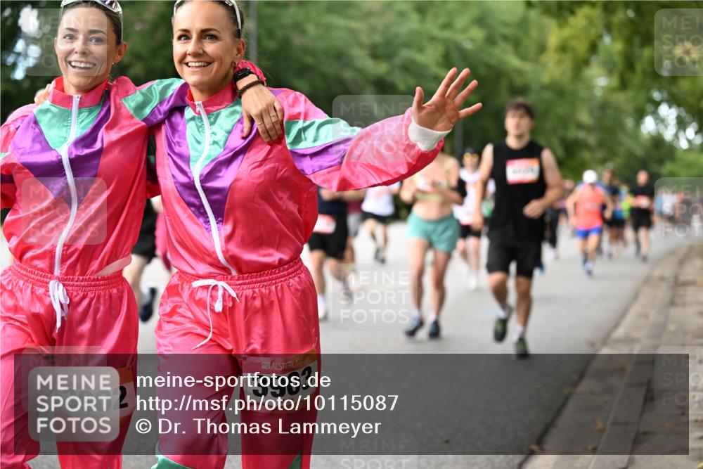 06.09.2026 - CURREX Alsterlauf Dr. Thomas Lammeyer http://msf.ph/oto/10115087 06.09.2026 09:09:42 Laufen 3902, 3903 meine-sportfotos.de