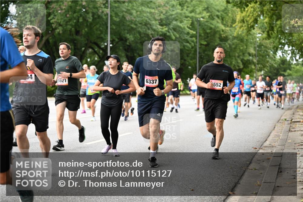 06.09.2026 - CURREX Alsterlauf Dr. Thomas Lammeyer http://msf.ph/oto/10115127 06.09.2026 09:09:49 Laufen 04, 5621, 6337, 552 meine-sportfotos.de