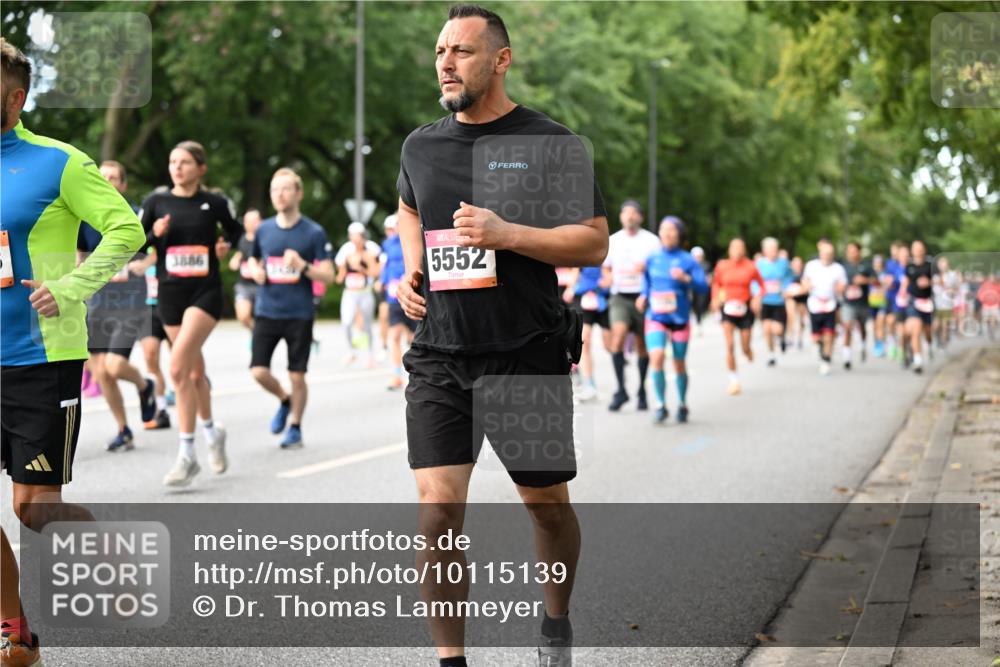 06.09.2026 - CURREX Alsterlauf Dr. Thomas Lammeyer http://msf.ph/oto/10115139 06.09.2026 09:09:50 Laufen 1886, 5552 meine-sportfotos.de