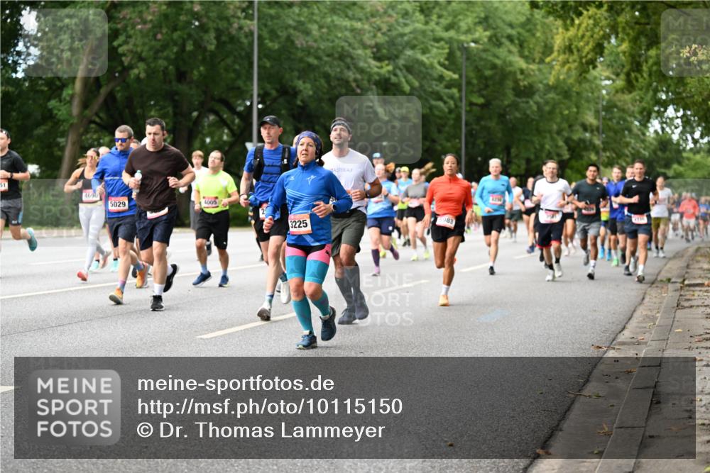 06.09.2026 - CURREX Alsterlauf Dr. Thomas Lammeyer http://msf.ph/oto/10115150 06.09.2026 09:09:52 Laufen 51, 4690, 5029, 4005, 3225, 5983 meine-sportfotos.de