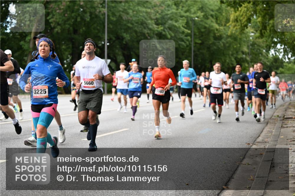 06.09.2026 - CURREX Alsterlauf Dr. Thomas Lammeyer http://msf.ph/oto/10115156 06.09.2026 09:09:53 Laufen 3225, 5660, 1930, 5983 meine-sportfotos.de
