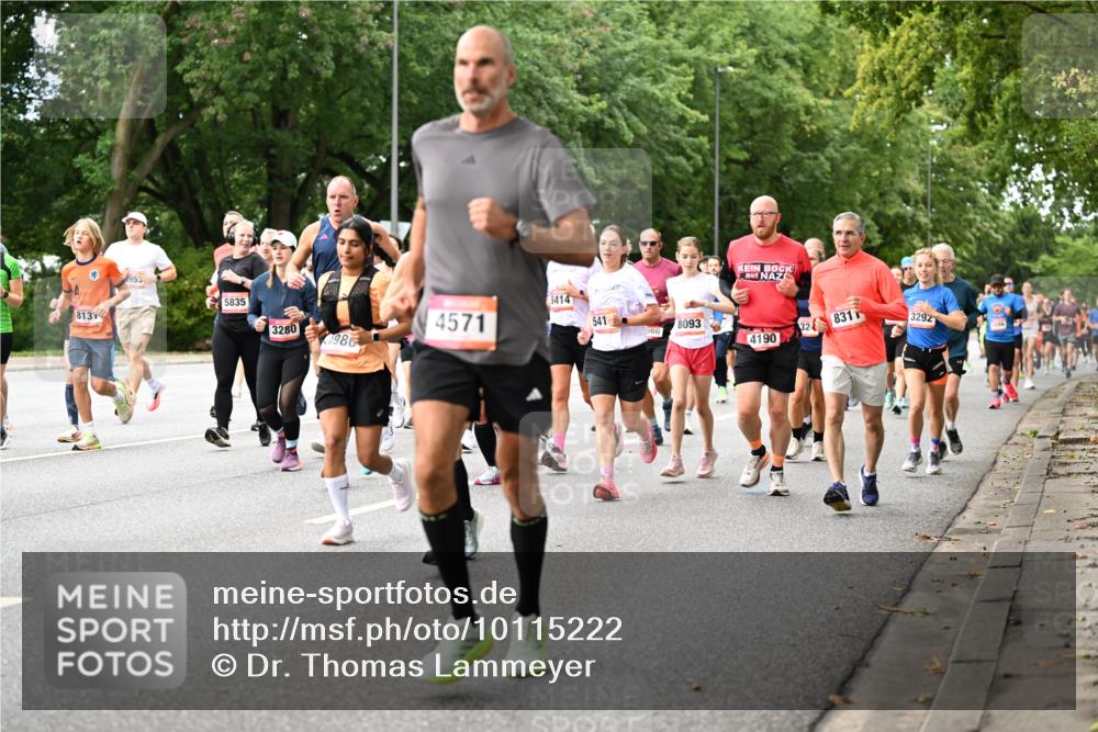06.09.2026 - CURREX Alsterlauf Dr. Thomas Lammeyer http://msf.ph/oto/10115222 06.09.2026 09:10:03 Laufen 8131, 953, 5835, 5414, 3280, 4571, 541, 8093, 666, 986, 4190, 328311, 3292 meine-sportfotos.de