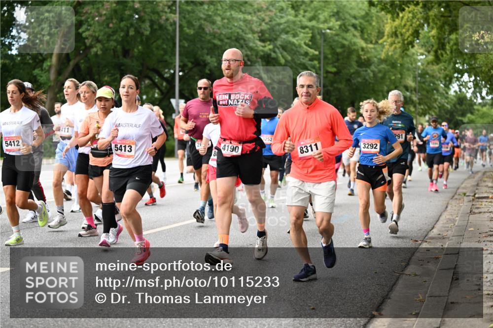 06.09.2026 - CURREX Alsterlauf Dr. Thomas Lammeyer http://msf.ph/oto/10115233 06.09.2026 09:10:05 Laufen 42, 195, 411, 26, 5412, 5413, 4190, 3252, 8311, 3292, 291 meine-sportfotos.de