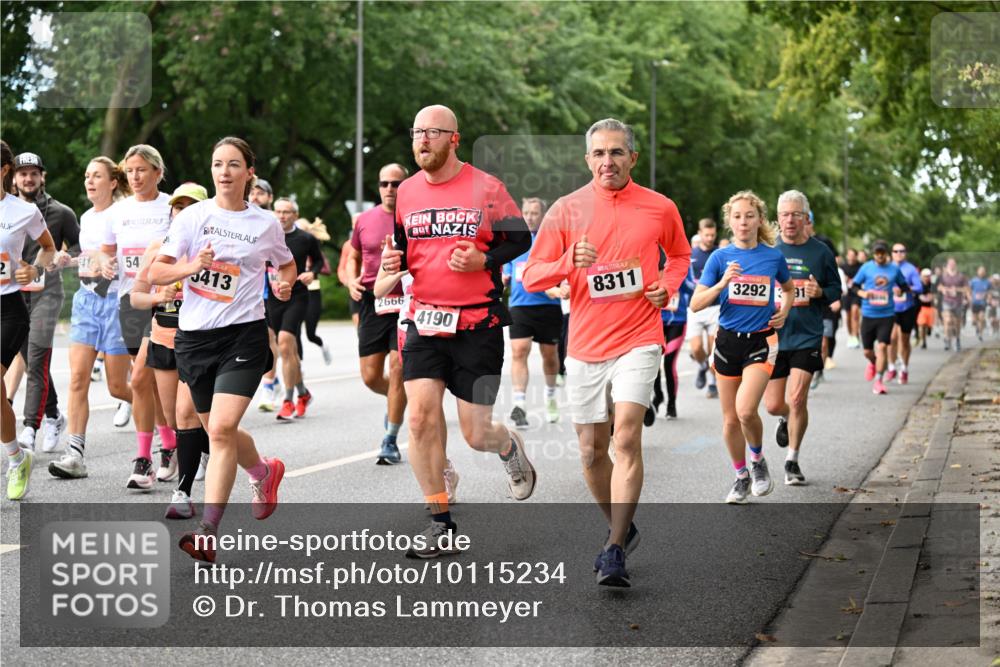 06.09.2026 - CURREX Alsterlauf Dr. Thomas Lammeyer http://msf.ph/oto/10115234 06.09.2026 09:10:05 Laufen 641, 54, 413, 2666, 4190, 8311, 3292, 91 meine-sportfotos.de