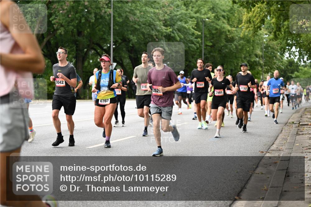 06.09.2026 - CURREX Alsterlauf Dr. Thomas Lammeyer http://msf.ph/oto/10115289 06.09.2026 09:10:13 Laufen 3042, 6397, 772, 510, 252, 2581, 3991, 3152, 2405 meine-sportfotos.de