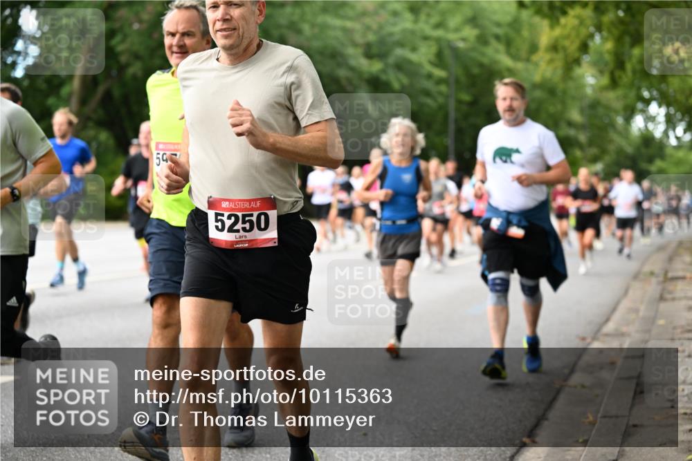 06.09.2026 - CURREX Alsterlauf Dr. Thomas Lammeyer http://msf.ph/oto/10115363 06.09.2026 09:10:25 Laufen 59, 5250 meine-sportfotos.de