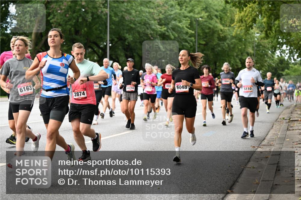 06.09.2026 - CURREX Alsterlauf Dr. Thomas Lammeyer http://msf.ph/oto/10115393 06.09.2026 09:10:29 Laufen 6163, 2874, 2966, 48, 469, 4274, 6048, 5110 meine-sportfotos.de