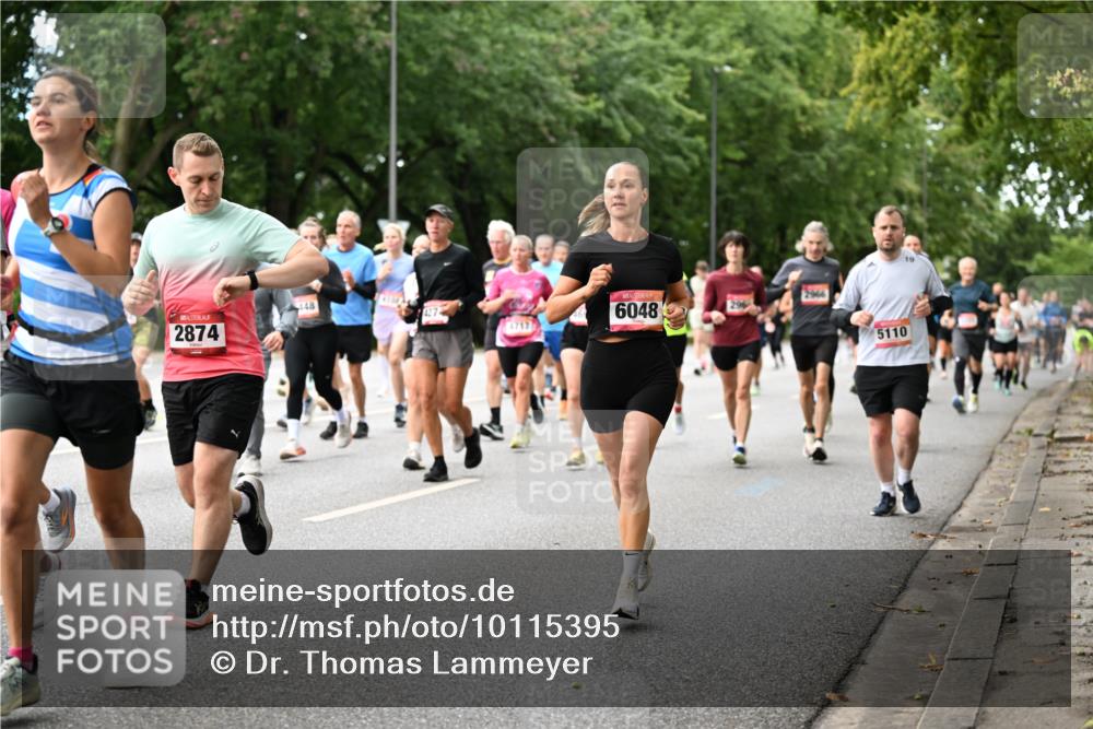 06.09.2026 - CURREX Alsterlauf Dr. Thomas Lammeyer http://msf.ph/oto/10115395 06.09.2026 09:10:29 Laufen 2874, 448, 2966, 6048, 296, 4717, 5110 meine-sportfotos.de