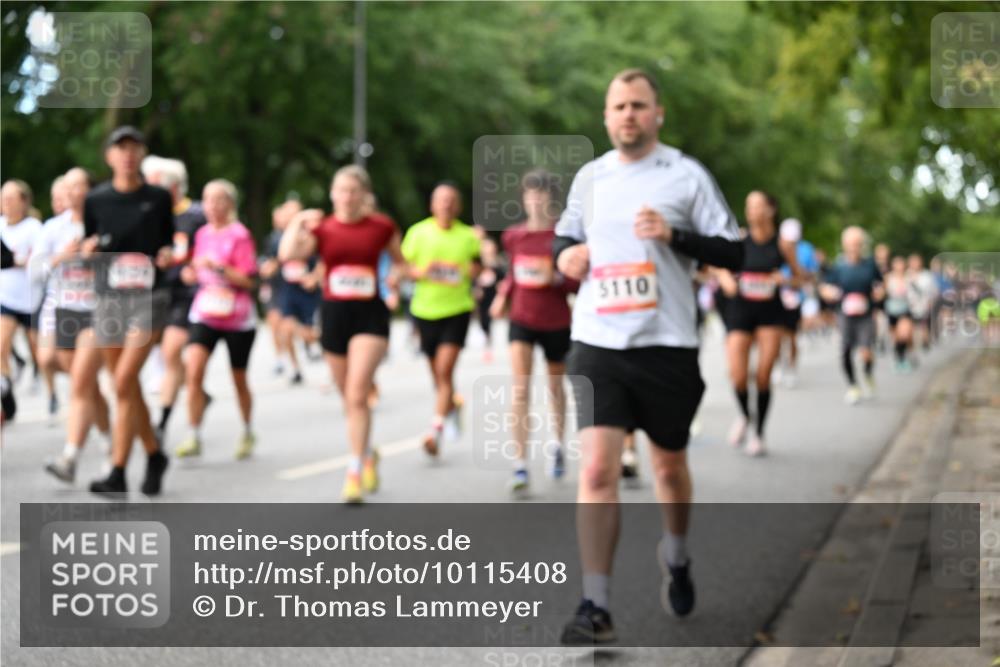 06.09.2026 - CURREX Alsterlauf Dr. Thomas Lammeyer http://msf.ph/oto/10115408 06.09.2026 09:10:31 Laufen 5110 meine-sportfotos.de