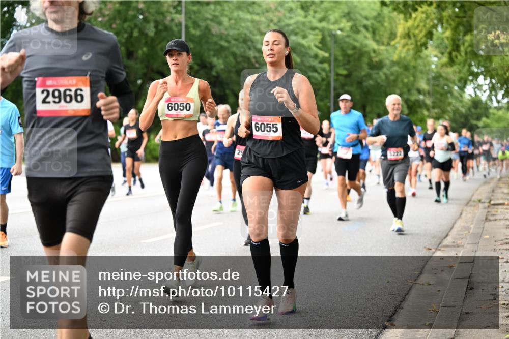 06.09.2026 - CURREX Alsterlauf Dr. Thomas Lammeyer http://msf.ph/oto/10115427 06.09.2026 09:10:33 Laufen 2966, 6050, 25, 6055, 5222 meine-sportfotos.de