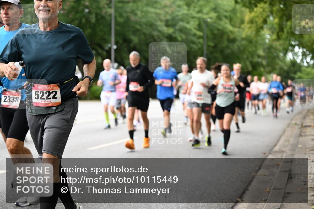 06.09.2026 - CURREX Alsterlauf Dr. Thomas Lammeyer http://msf.ph/oto/10115449 06.09.2026 09:10:36 Laufen 2338, 5222 meine-sportfotos.de