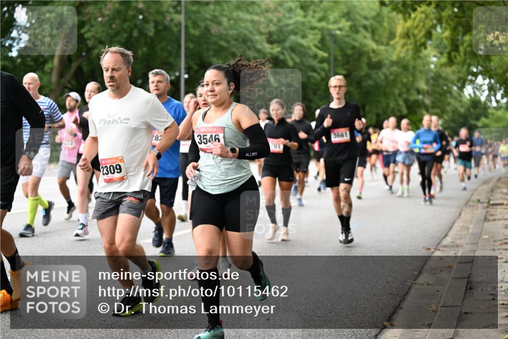 06.09.2026 - CURREX Alsterlauf Dr. Thomas Lammeyer http://msf.ph/oto/10115462 06.09.2026 09:10:38 Laufen 0372, 2309, 282, 3546, 3661 meine-sportfotos.de