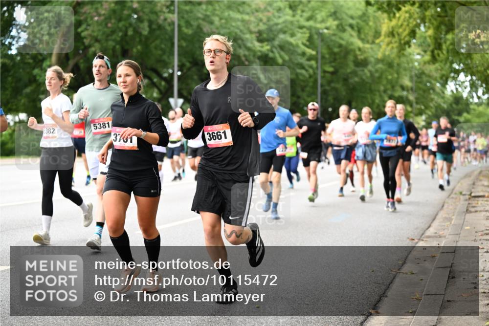 06.09.2026 - CURREX Alsterlauf Dr. Thomas Lammeyer http://msf.ph/oto/10115472 06.09.2026 09:10:39 Laufen 5382, 5381, 3701, 3661 meine-sportfotos.de