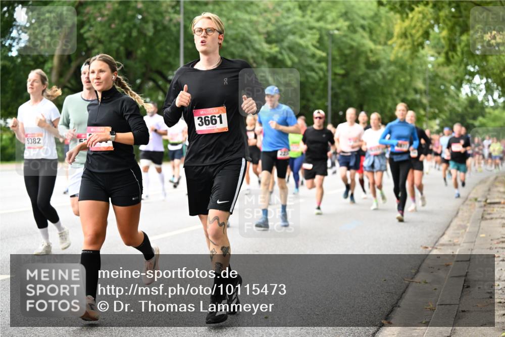 06.09.2026 - CURREX Alsterlauf Dr. Thomas Lammeyer http://msf.ph/oto/10115473 06.09.2026 09:10:39 Laufen 5382, 5, 3661 meine-sportfotos.de