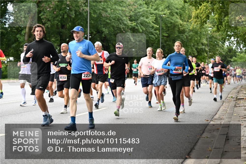 06.09.2026 - CURREX Alsterlauf Dr. Thomas Lammeyer http://msf.ph/oto/10115483 06.09.2026 09:10:41 Laufen 803, 2013, 20, 4572, 2232, 0878, 64, 5353, 877, 3089 meine-sportfotos.de