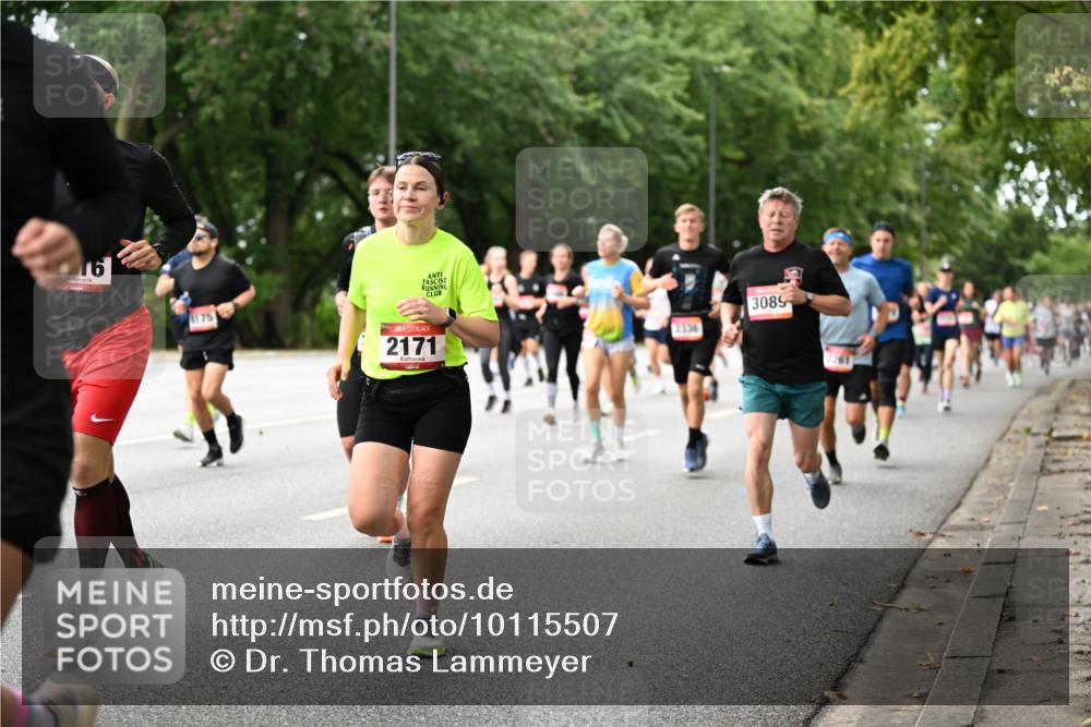 06.09.2026 - CURREX Alsterlauf Dr. Thomas Lammeyer http://msf.ph/oto/10115507 06.09.2026 09:10:44 Laufen 16, 3089, 175, 2171 meine-sportfotos.de