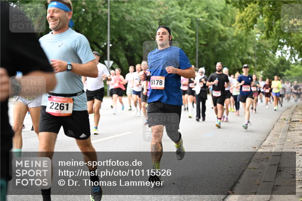 06.09.2026 - CURREX Alsterlauf Dr. Thomas Lammeyer http://msf.ph/oto/10115526 06.09.2026 09:10:47 Laufen 2261, 5178, 4129 meine-sportfotos.de