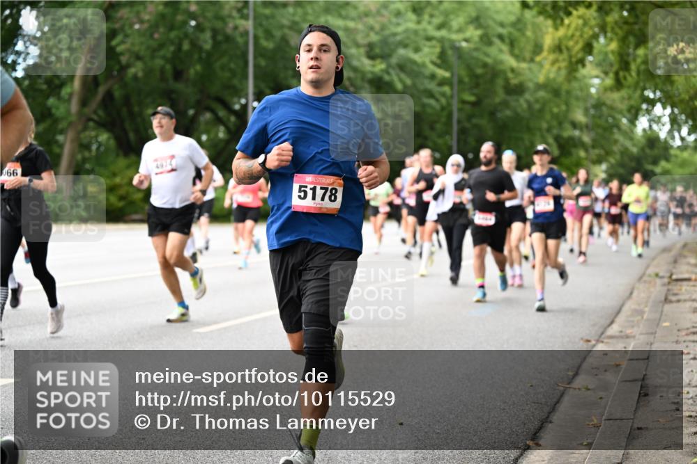 06.09.2026 - CURREX Alsterlauf Dr. Thomas Lammeyer http://msf.ph/oto/10115529 06.09.2026 09:10:47 Laufen 066, 5178 meine-sportfotos.de