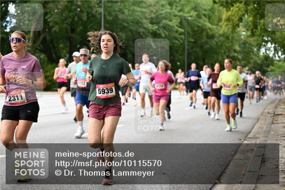 06.09.2026 - CURREX Alsterlauf Dr. Thomas Lammeyer http://msf.ph/oto/10115570 06.09.2026 09:10:53 Laufen 2311, 5112, 5939 meine-sportfotos.de