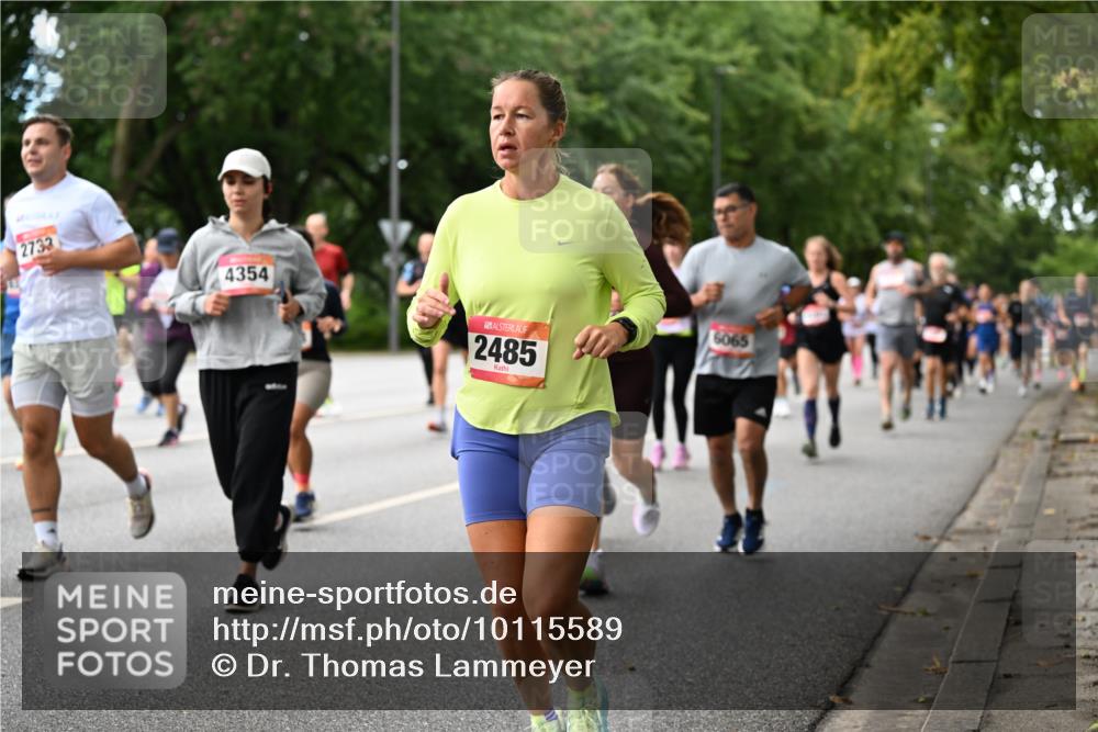 06.09.2026 - CURREX Alsterlauf Dr. Thomas Lammeyer http://msf.ph/oto/10115589 06.09.2026 09:10:56 Laufen 2732, 4354, 2485, 6065 meine-sportfotos.de