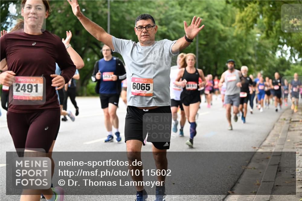 06.09.2026 - CURREX Alsterlauf Dr. Thomas Lammeyer http://msf.ph/oto/10115602 06.09.2026 09:10:58 Laufen 2491, 6065 meine-sportfotos.de