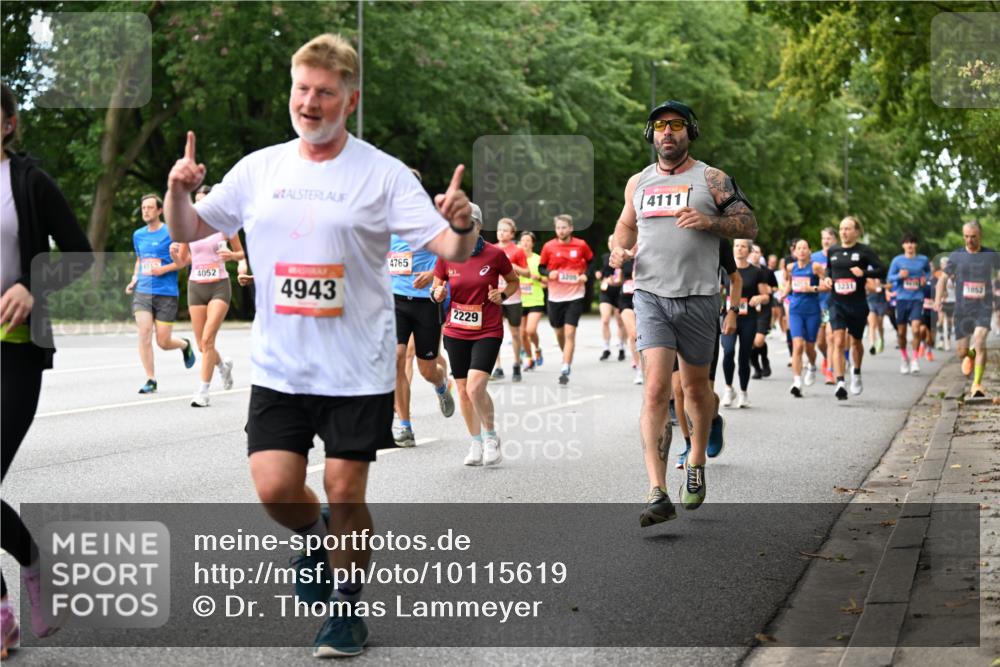 06.09.2026 - CURREX Alsterlauf Dr. Thomas Lammeyer http://msf.ph/oto/10115619 06.09.2026 09:11:00 Laufen 4052, 4943, 4765, 2229, 14111, 3852 meine-sportfotos.de