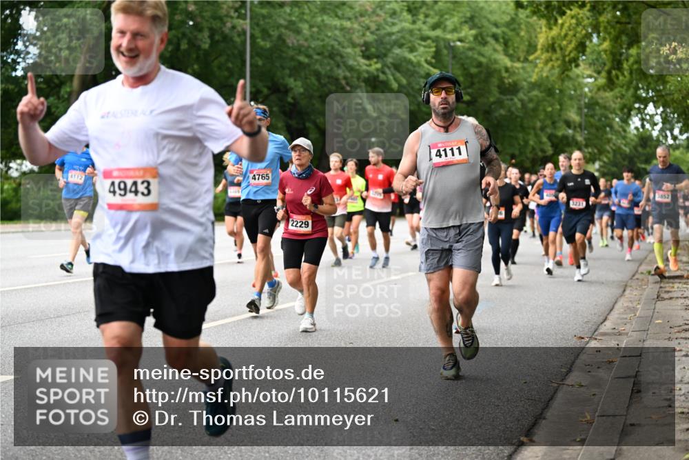 06.09.2026 - CURREX Alsterlauf Dr. Thomas Lammeyer http://msf.ph/oto/10115621 06.09.2026 09:11:00 Laufen 4112, 4943, 2149, 4765, 2229, 4111, 3231, 3852 meine-sportfotos.de