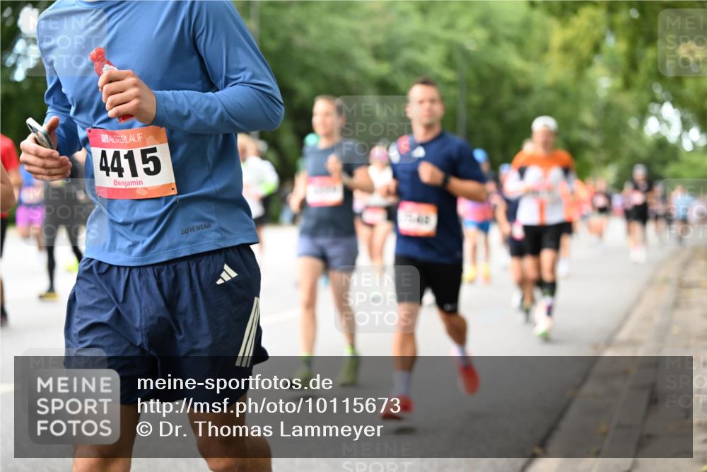 06.09.2026 - CURREX Alsterlauf Dr. Thomas Lammeyer http://msf.ph/oto/10115673 06.09.2026 09:11:08 Laufen 4415 meine-sportfotos.de