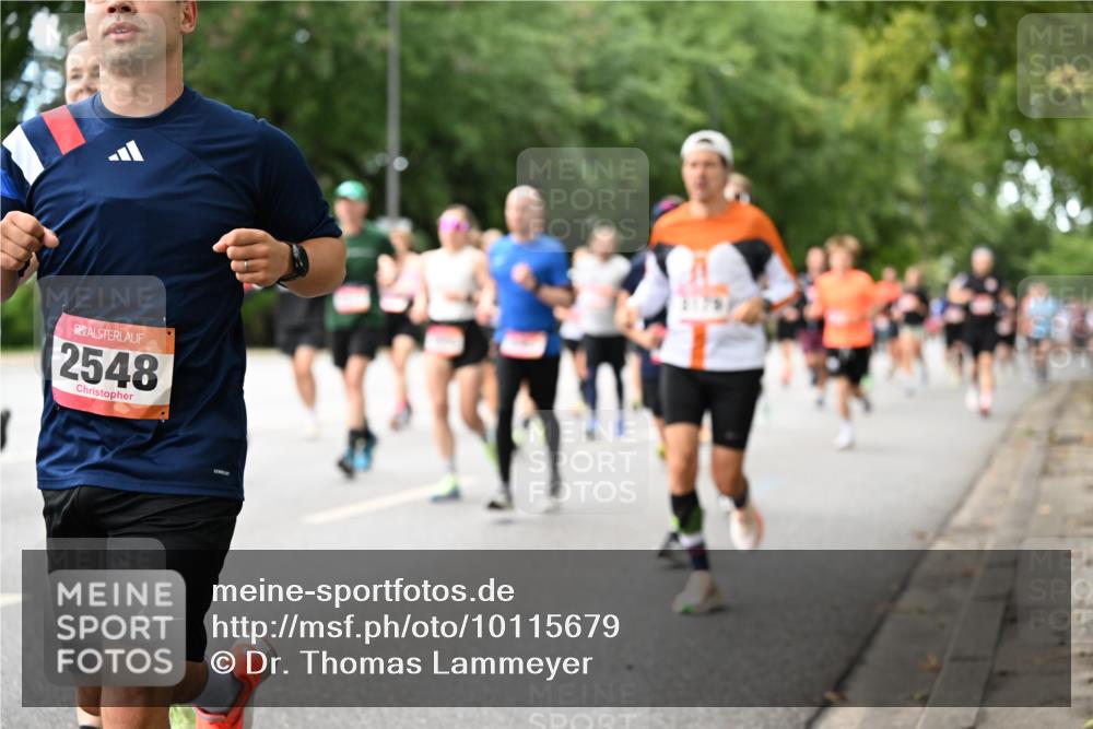 06.09.2026 - CURREX Alsterlauf Dr. Thomas Lammeyer http://msf.ph/oto/10115679 06.09.2026 09:11:10 Laufen 2548 meine-sportfotos.de