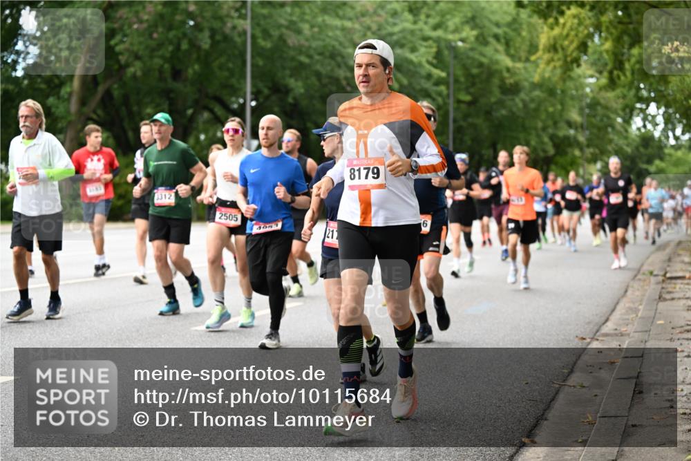 06.09.2026 - CURREX Alsterlauf Dr. Thomas Lammeyer http://msf.ph/oto/10115684 06.09.2026 09:11:10 Laufen 3163, 3312, 2505, 4053, 212, 8179, 6 meine-sportfotos.de