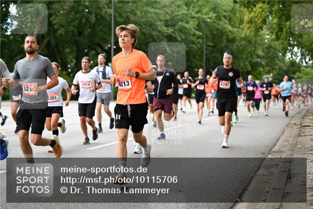 06.09.2026 - CURREX Alsterlauf Dr. Thomas Lammeyer http://msf.ph/oto/10115706 06.09.2026 09:11:13 Laufen 298, 521, 6301, 3914, 4213, 4797 meine-sportfotos.de