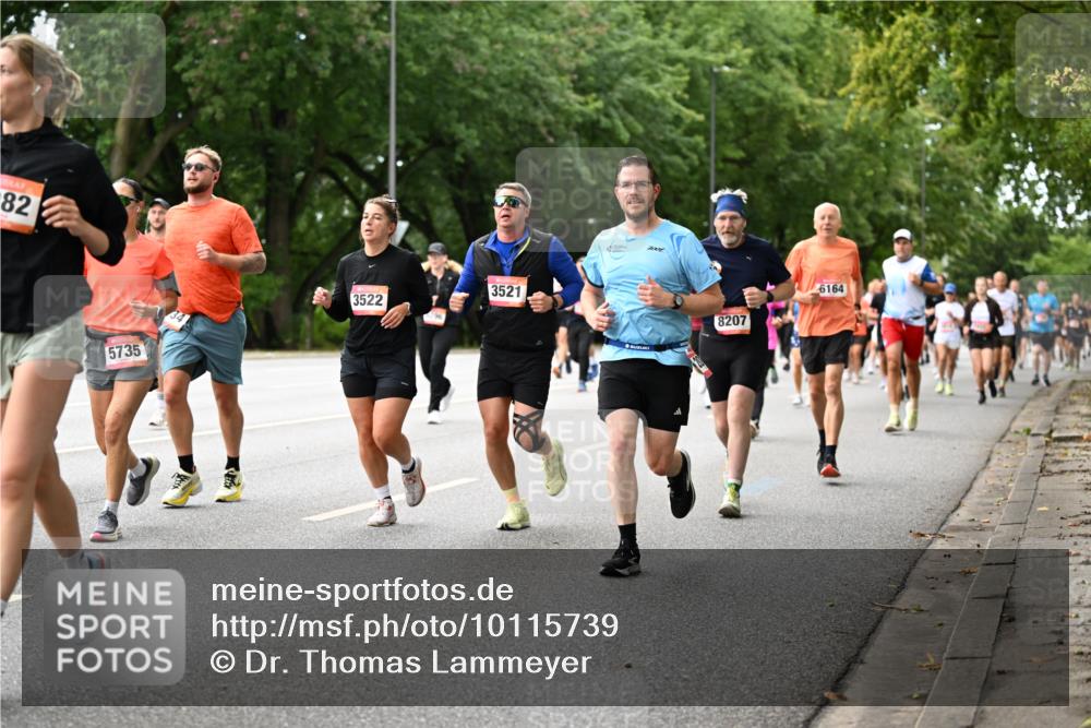 06.09.2026 - CURREX Alsterlauf Dr. Thomas Lammeyer http://msf.ph/oto/10115739 06.09.2026 09:11:19 Laufen 82, 3522, 5735, 3521, 8207, 6164 meine-sportfotos.de