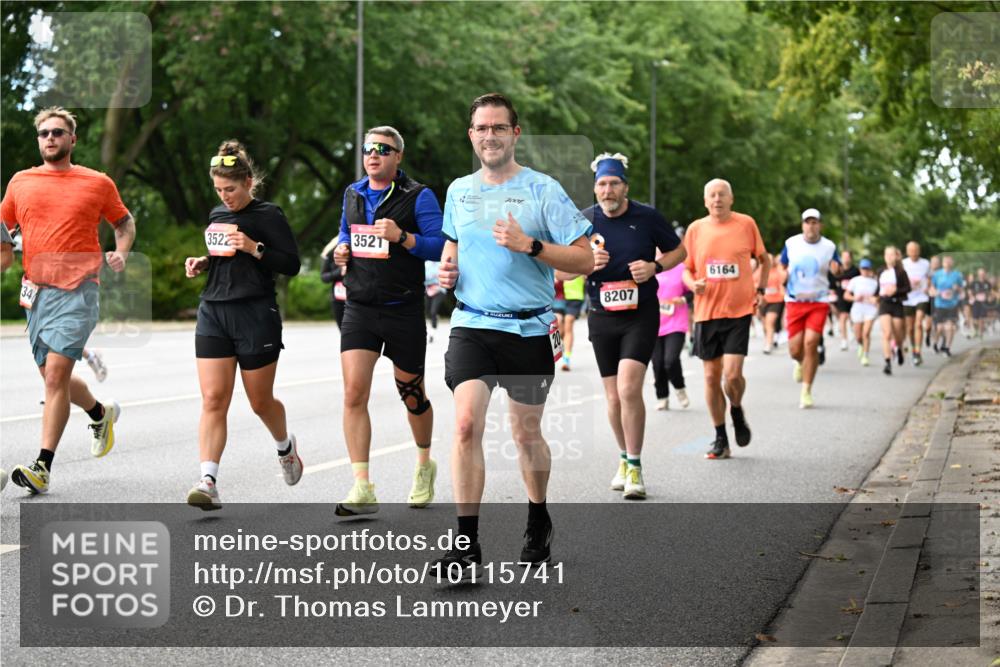 06.09.2026 - CURREX Alsterlauf Dr. Thomas Lammeyer http://msf.ph/oto/10115741 06.09.2026 09:11:19 Laufen 34, 3522, 352, 8207, 6164 meine-sportfotos.de